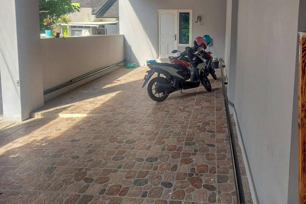 Koolkost @ Jalan Tirto Agung Hotel Srondolwetan Kültér fotó