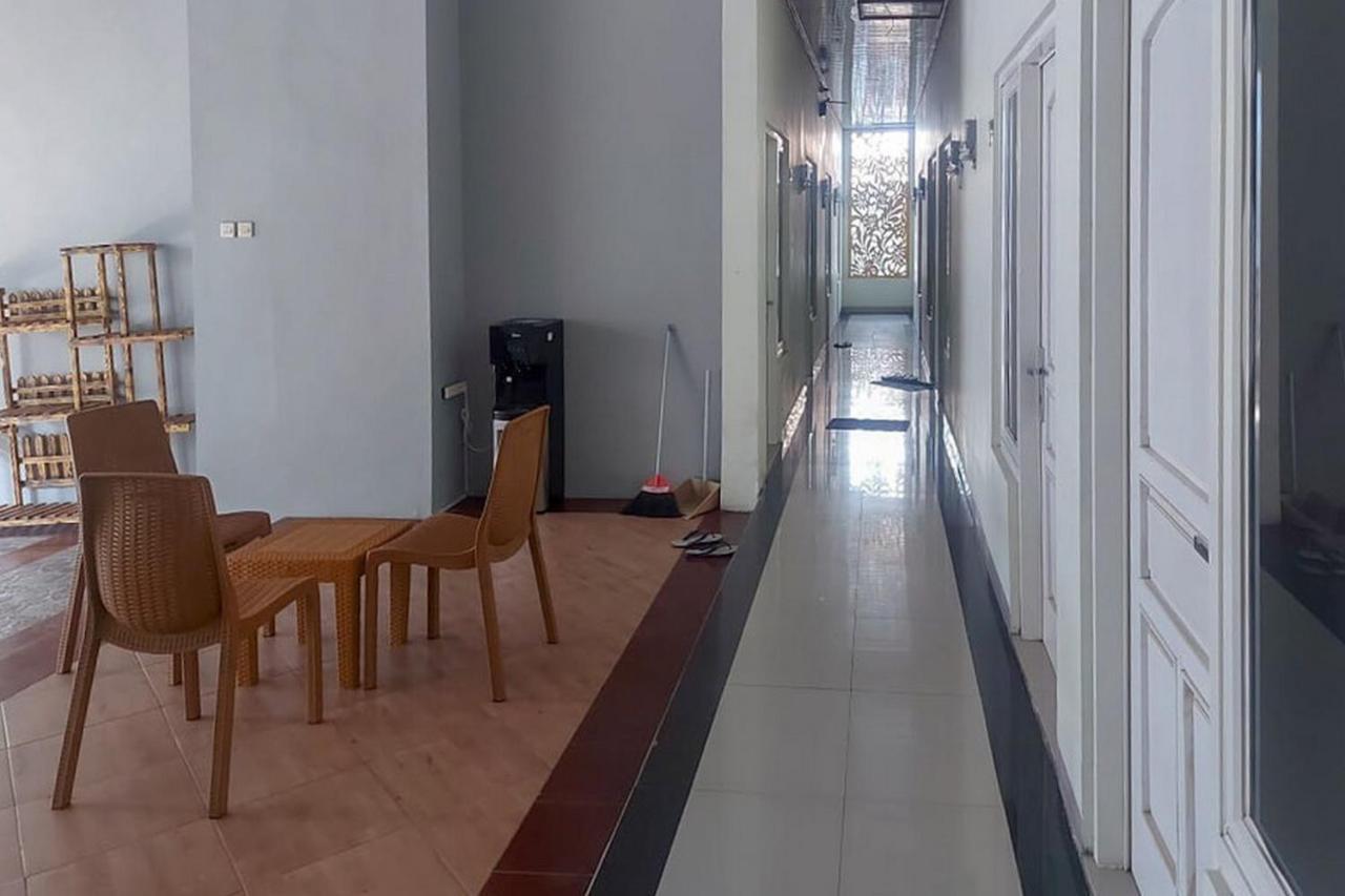 Koolkost @ Jalan Tirto Agung Hotel Srondolwetan Kültér fotó